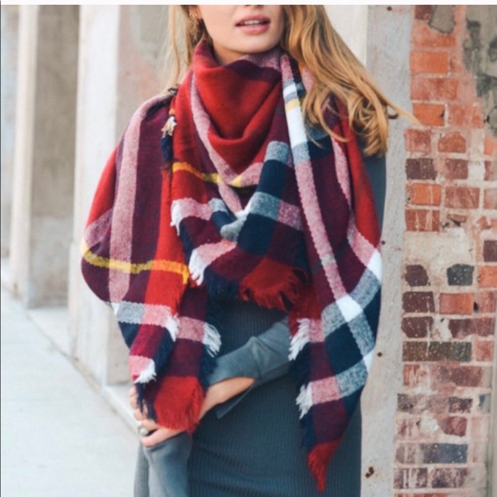 Red & Navy Blanket Scarf